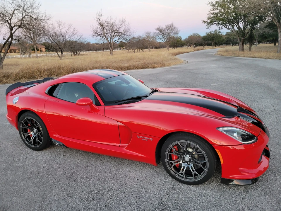 2015 Dodge Viper 5th Gen - Image 9 of 31