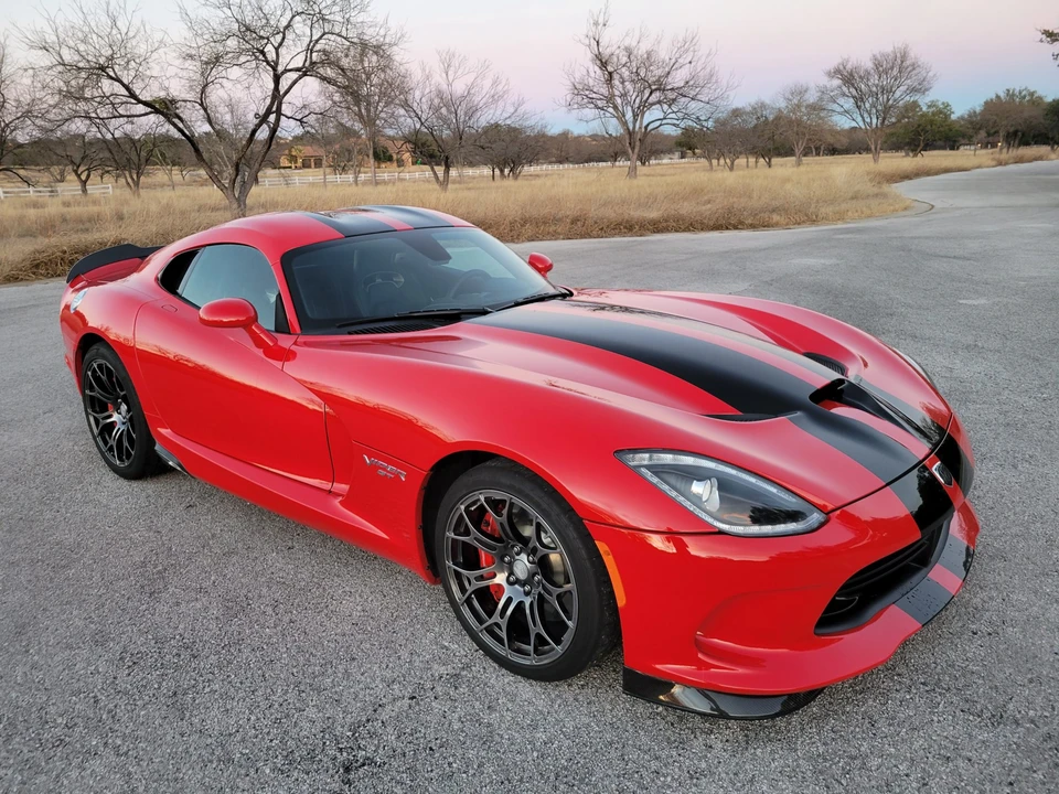 2015 Dodge Viper 5th Gen - Image 8 of 31