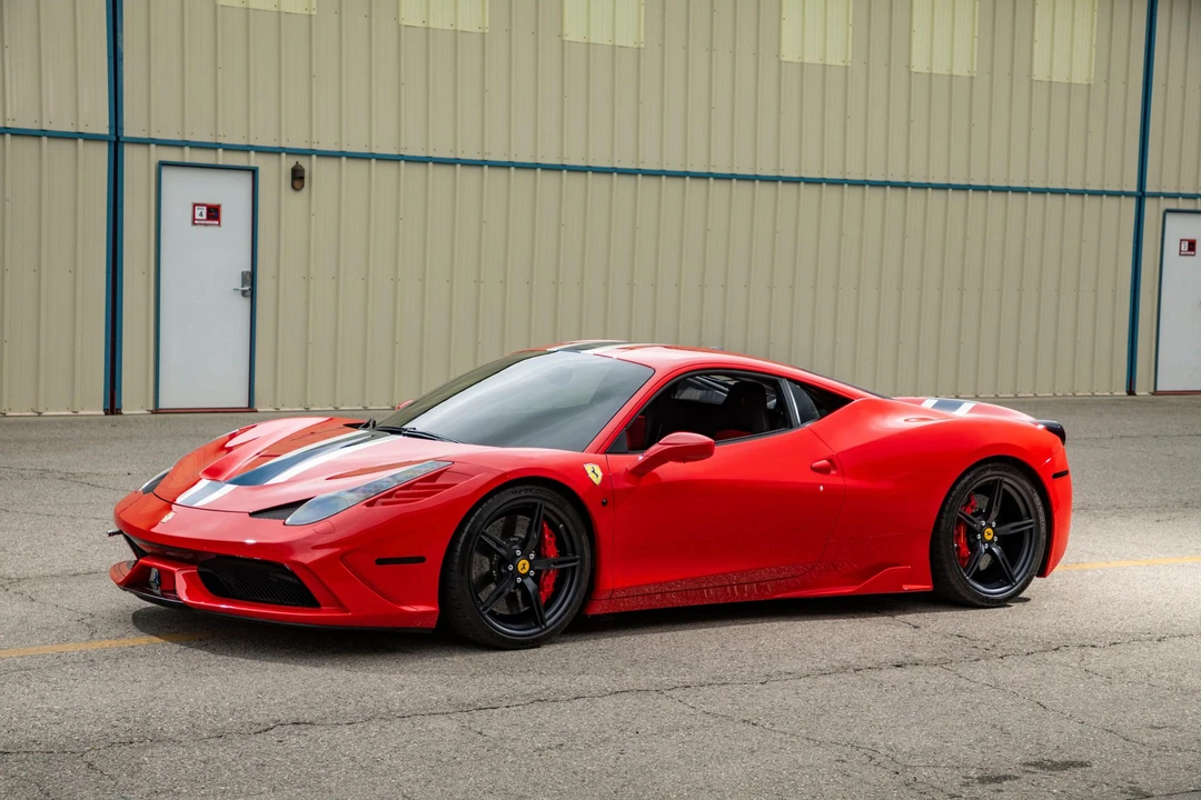 2015 Ferrari 458 Speciale - Image 5 of 31