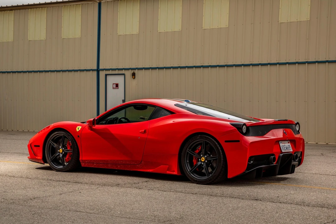 2015 Ferrari 458 Speciale - Image 12 of 31