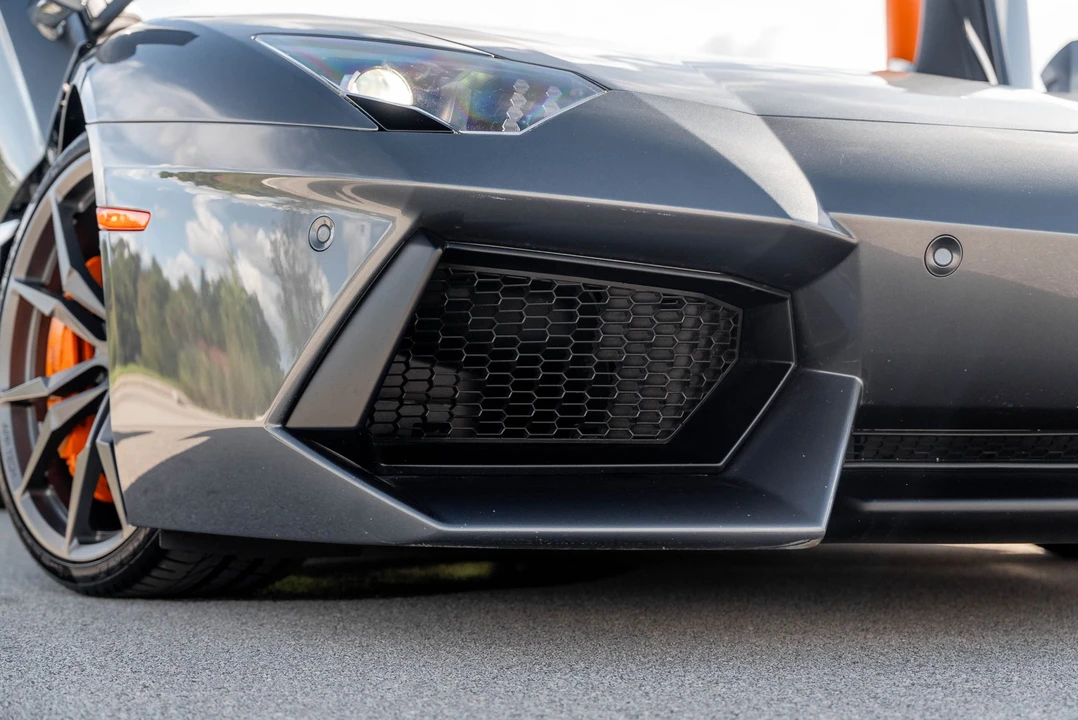 2015 Lamborghini Aventador LP700-4 - Image 19 of 31