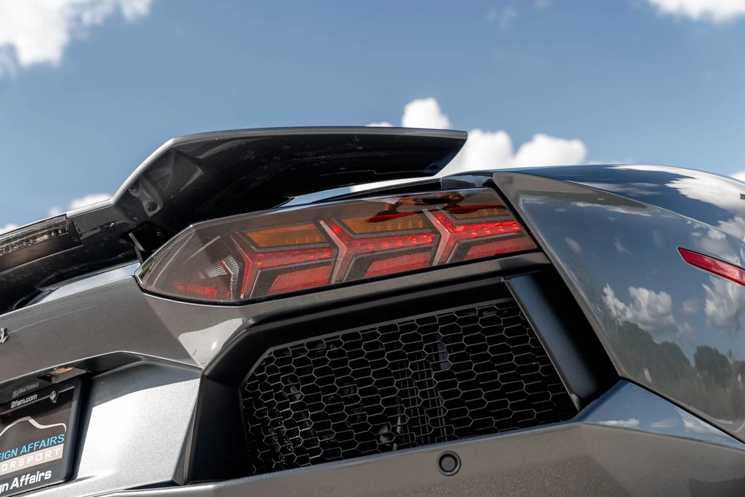 2015 Lamborghini Aventador LP700-4 - Image 31 of 31