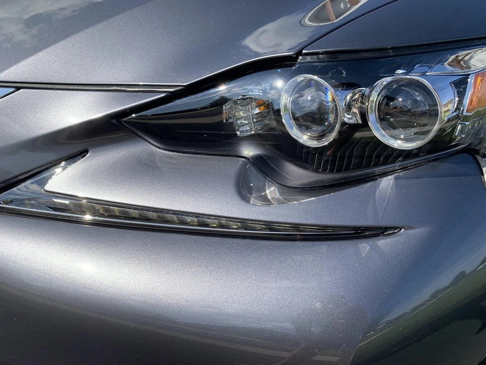 2015 Lexus IS 3rd Gen - Image 13 of 31