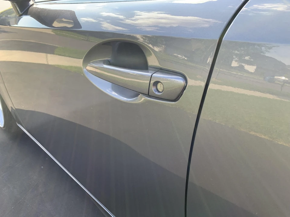 2015 Lexus IS 3rd Gen - Image 16 of 31