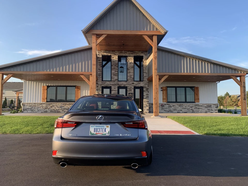 2015 Lexus IS 3rd Gen - Image 8 of 31