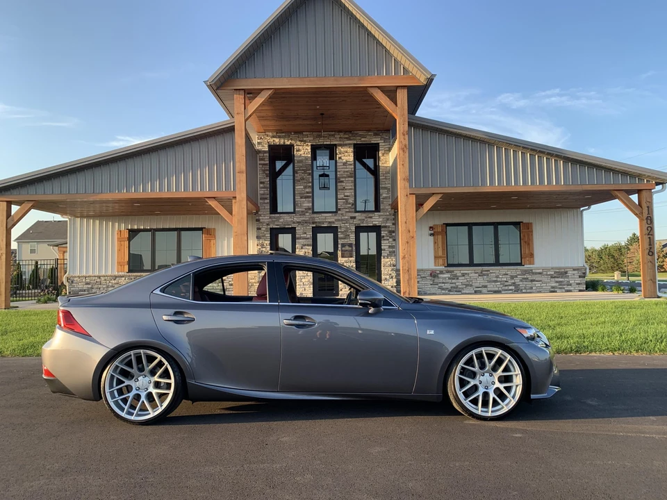2015 Lexus IS 3rd Gen - Image 6 of 31