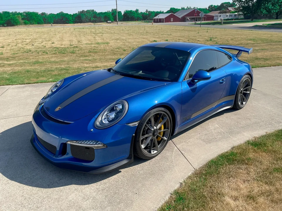 2015 Porsche 991 GT3 - Image 2 of 6