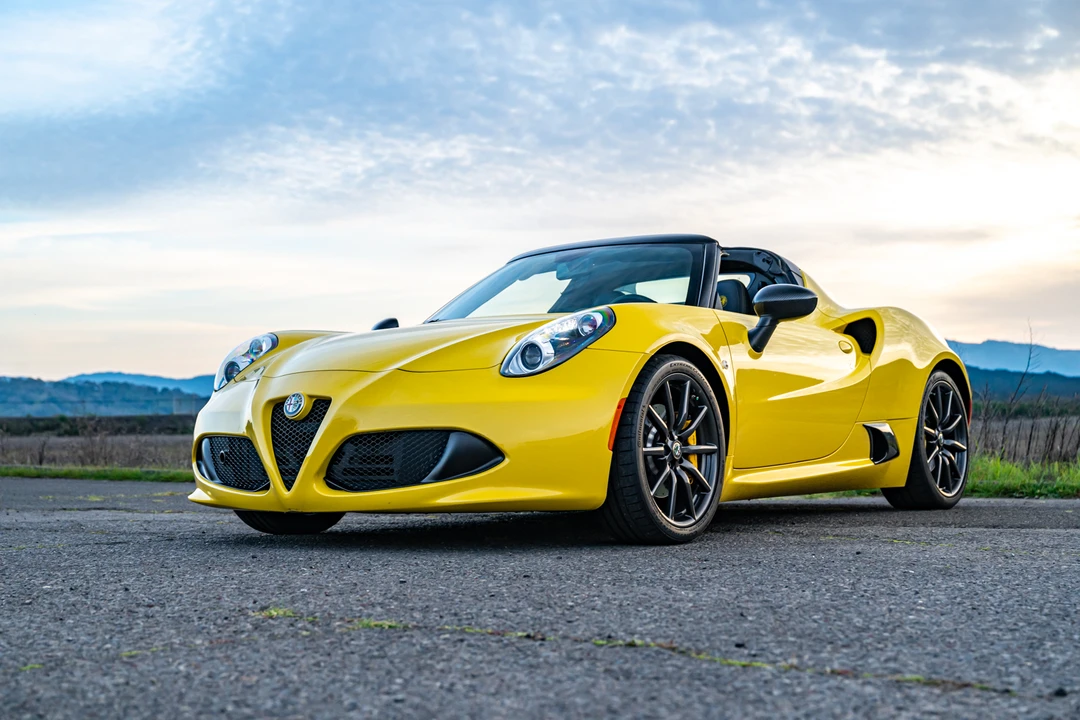 2016 Alfa Romeo 4C Spider - Image 13 of 31