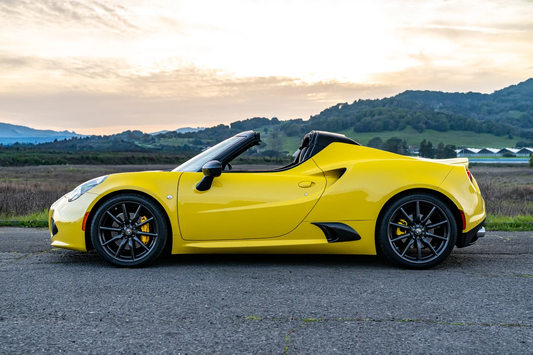2016 Alfa Romeo 4C Spider - Image 16 of 31