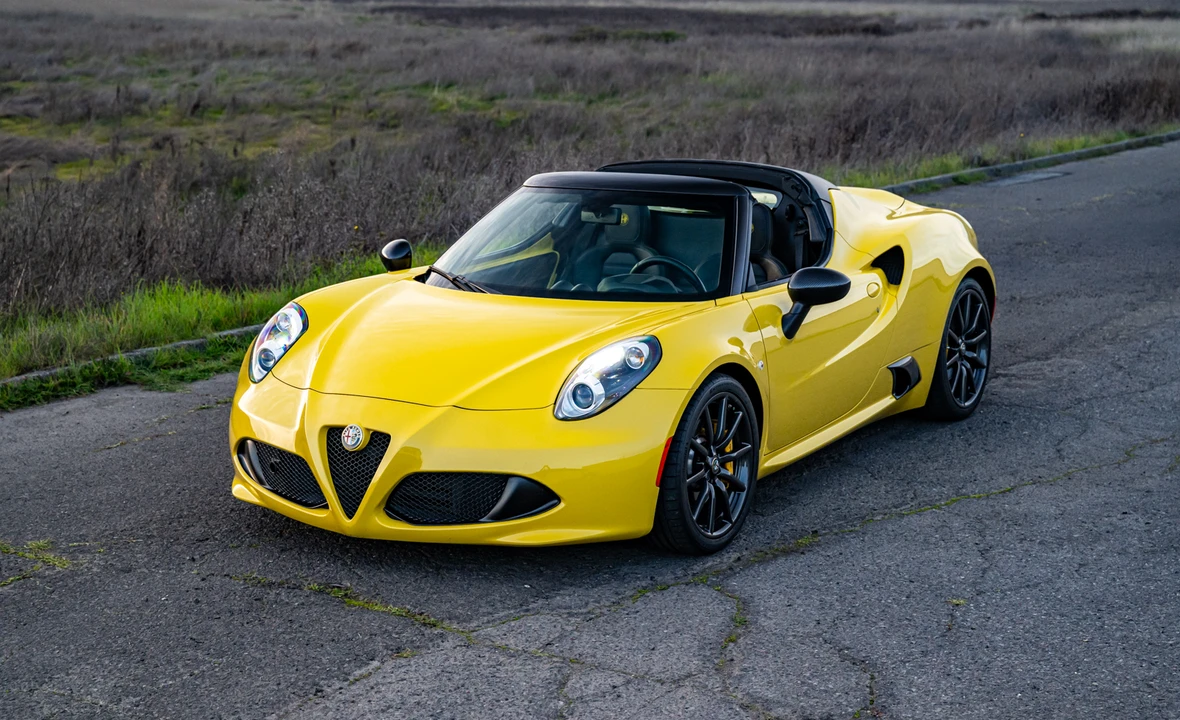 2016 Alfa Romeo 4C Spider - Image 4 of 31