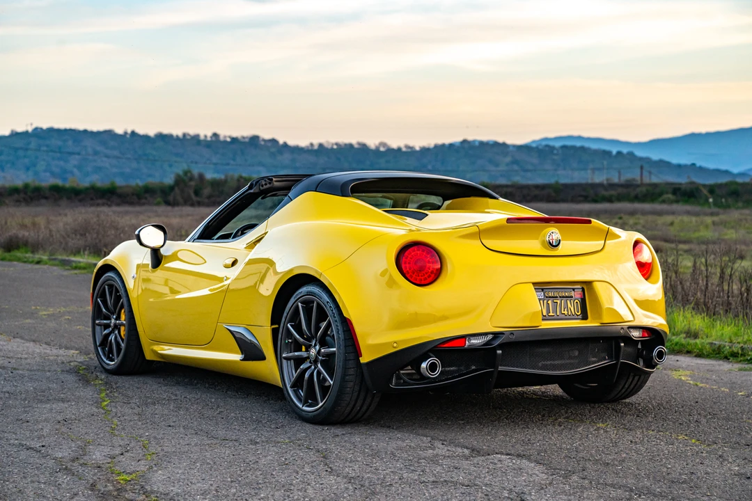 2016 Alfa Romeo 4C Spider - Image 19 of 31