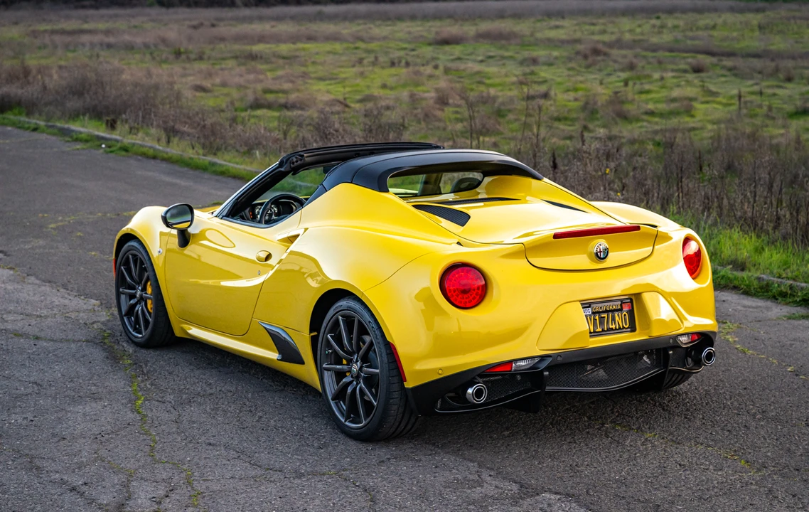 2016 Alfa Romeo 4C Spider - Image 22 of 31