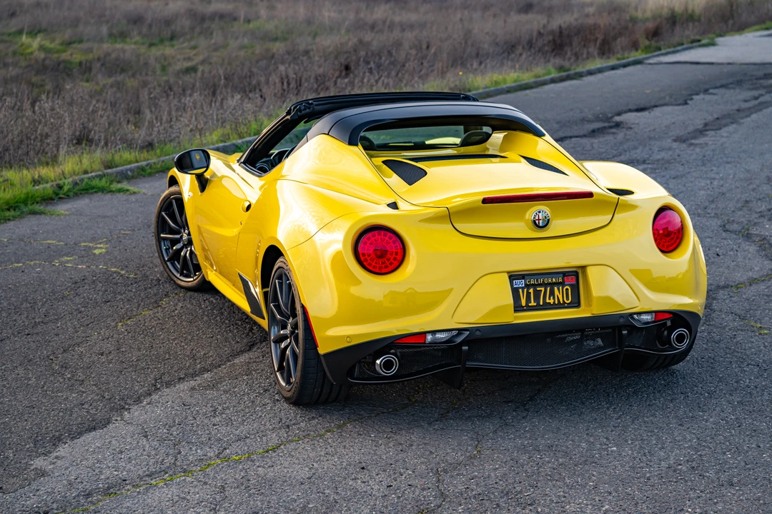 2016 Alfa Romeo 4C Spider - Image 23 of 31