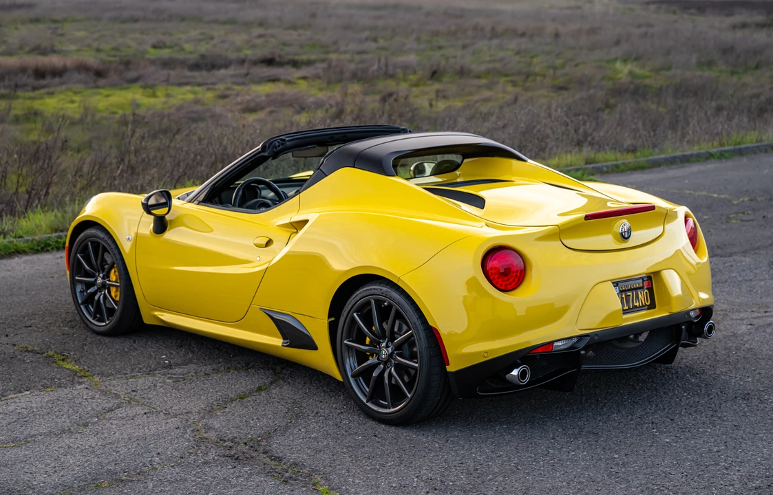 2016 Alfa Romeo 4C Spider - Image 18 of 31