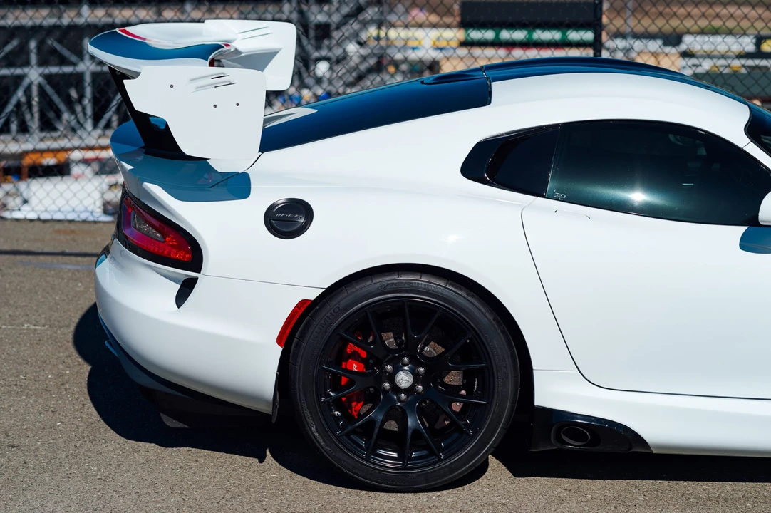 2016 Dodge Viper ACR 5th Gen - Image 17 of 31