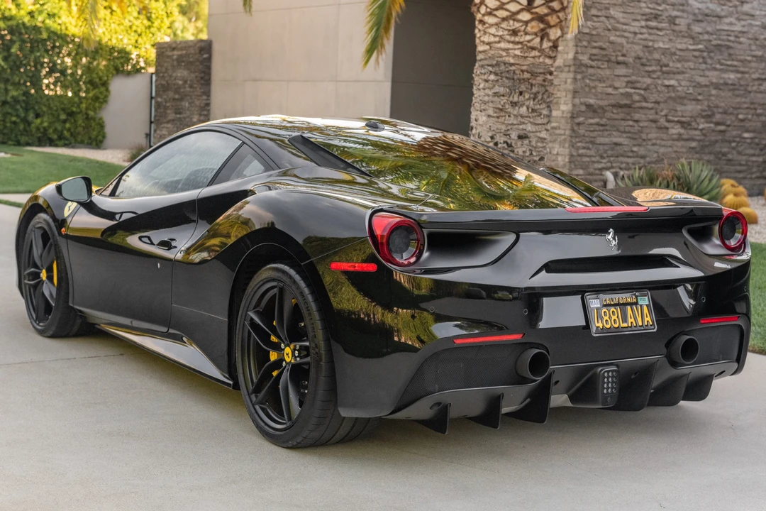 2016 Ferrari 488 GTB - Image 7 of 31
