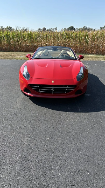 2016 Ferrari California T - Image 22 of 31