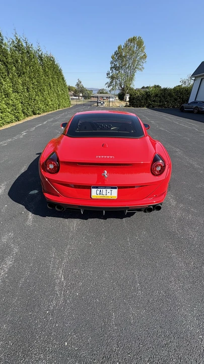 2016 Ferrari California T - Image 19 of 31