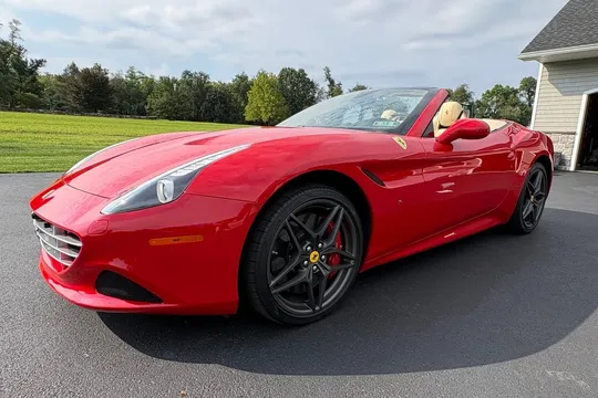 2016 Ferrari California T