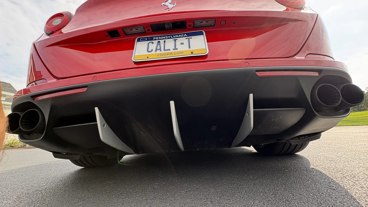 2016 Ferrari California T - Image 28 of 31