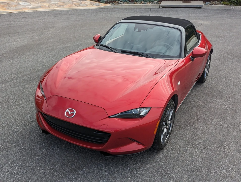 2016 Mazda ND MX-5 Miata - Image 2 of 31