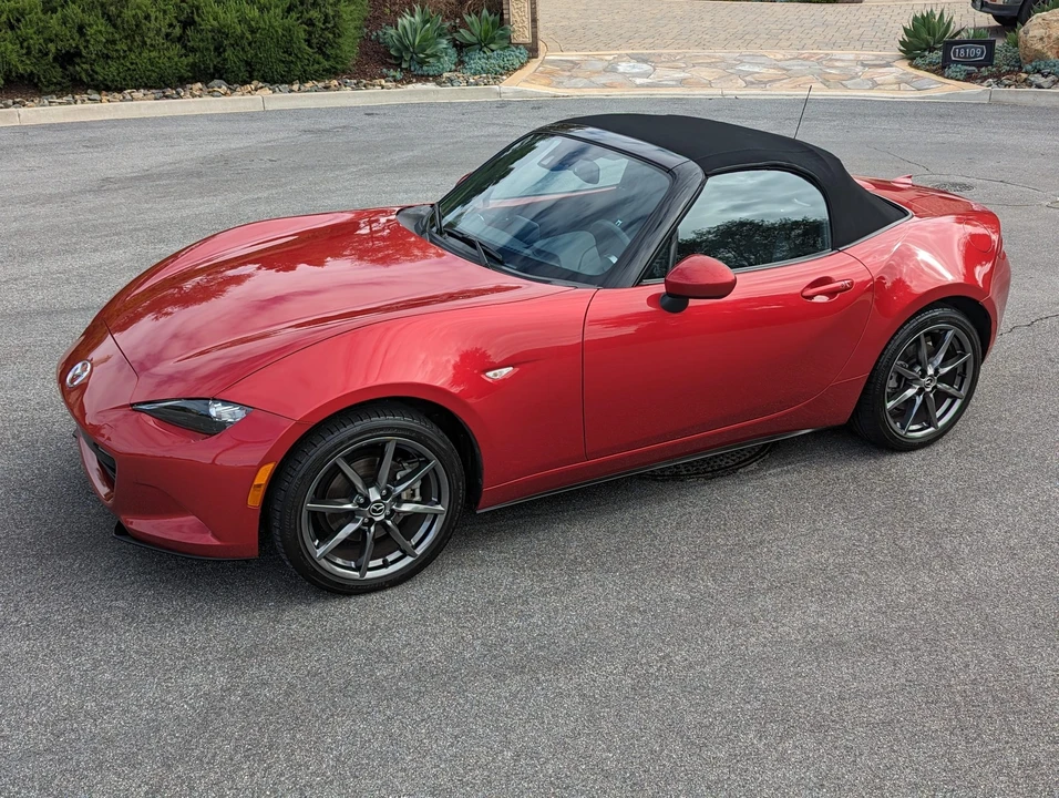 2016 Mazda ND MX-5 Miata - Image 4 of 31