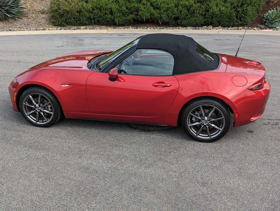 2016 Mazda ND MX-5 Miata - Image 6 of 31