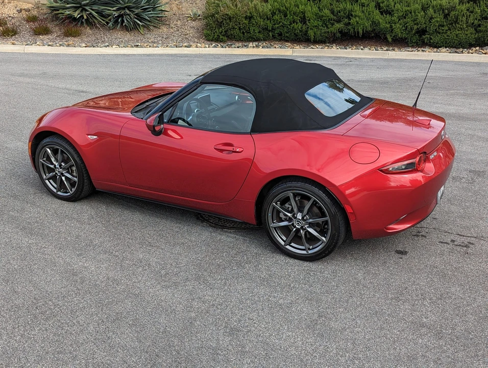 2016 Mazda ND MX-5 Miata - Image 7 of 31