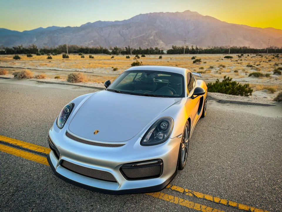 2016 Porsche 981 Cayman GT4 - Image 4 of 31