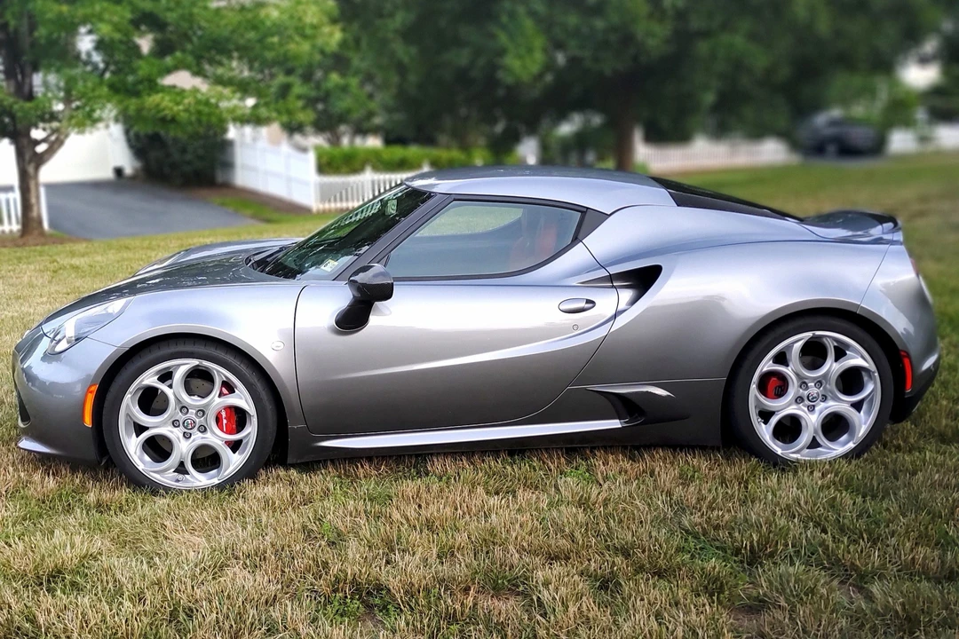 2017 Alfa Romeo 4C Coupe - Image 2 of 31