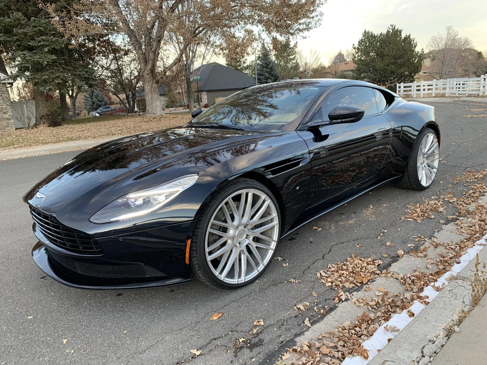 2017 Aston Martin DB11 - Image 2 of 31