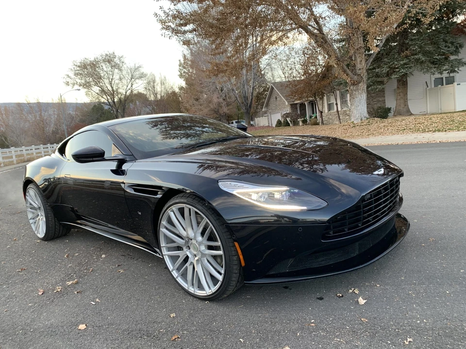 2017 Aston Martin DB11 - Image 8 of 31