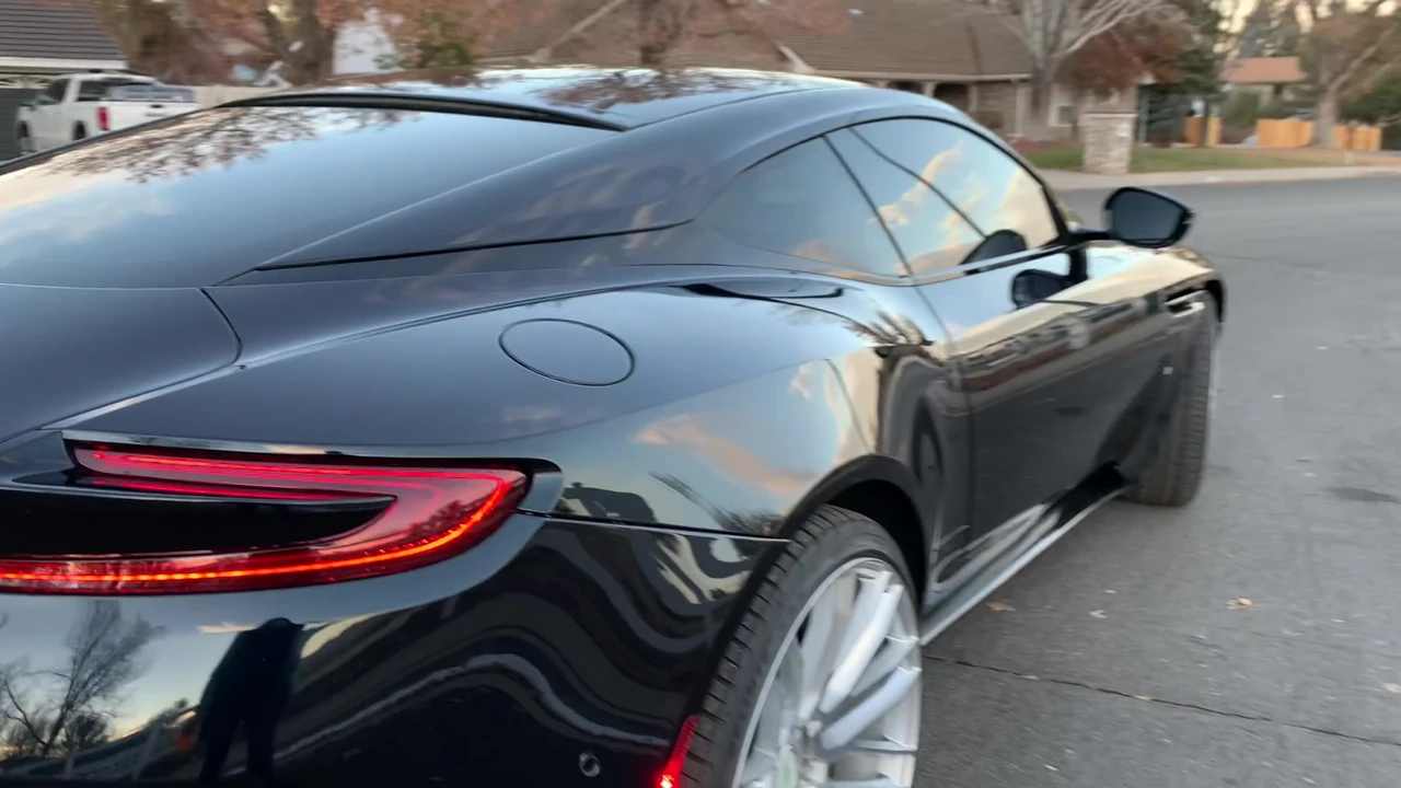 2017 Aston Martin DB11 - Image 19 of 31