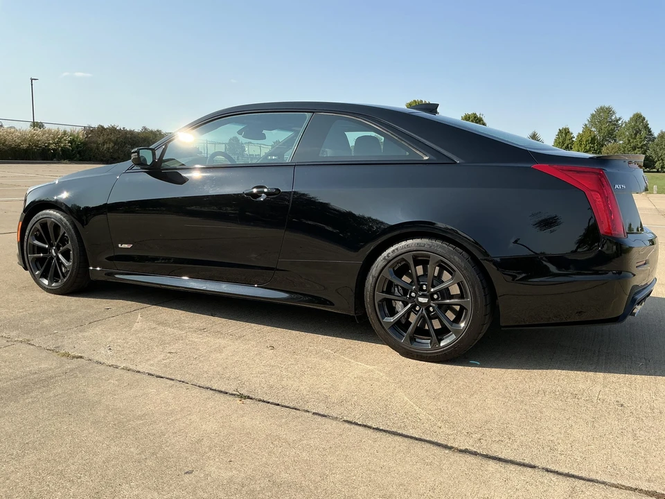 2017 Cadillac ATS-V - Image 10 of 31