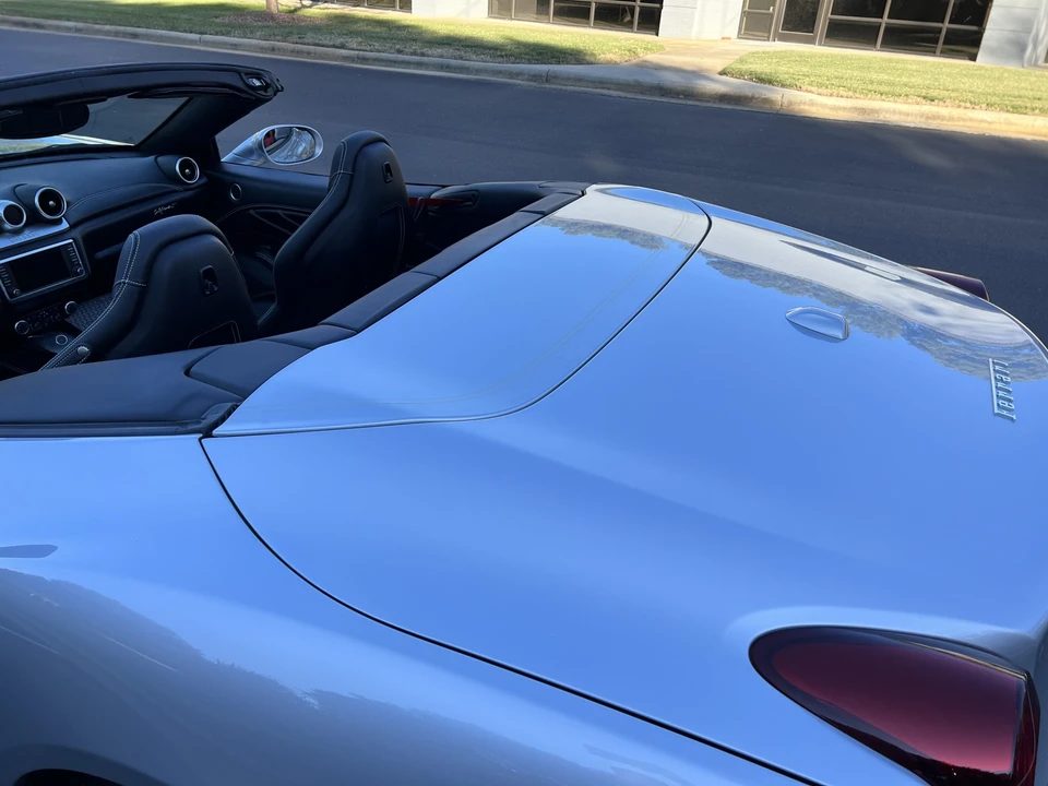 2017 Ferrari California T - Image 22 of 31