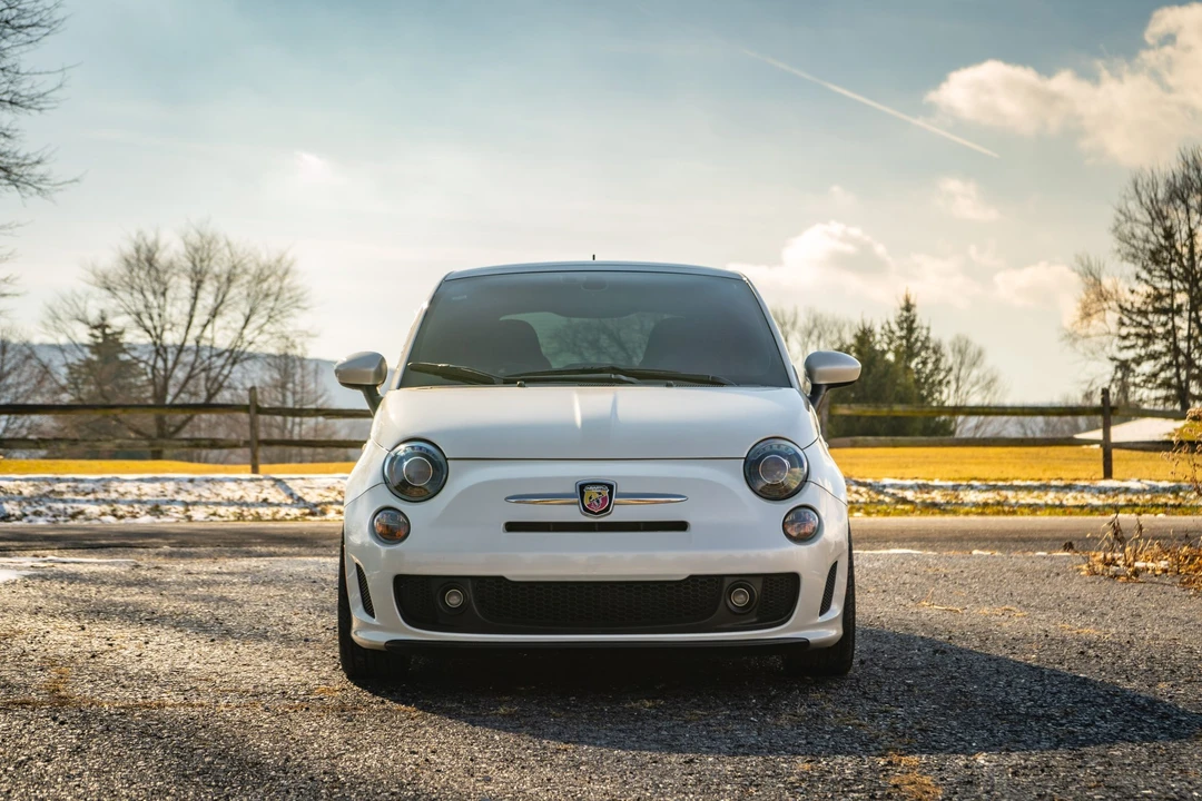 2017 Fiat Abarth 500 - Image 10 of 31