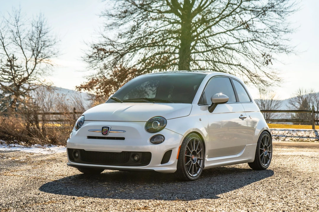 2017 Fiat Abarth 500 - Image 9 of 31
