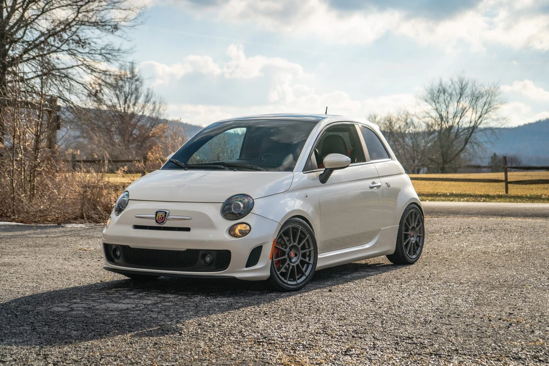 2017 Fiat Abarth 500 - Image 4 of 31