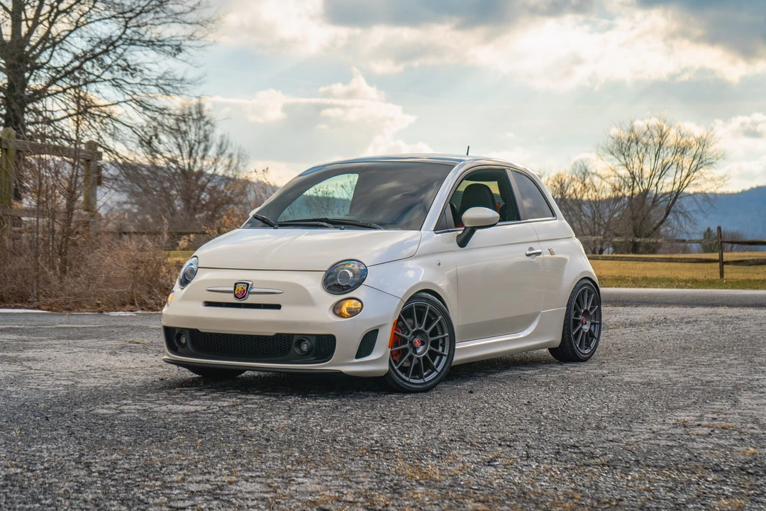 2017 Fiat Abarth 500 - Image 6 of 31