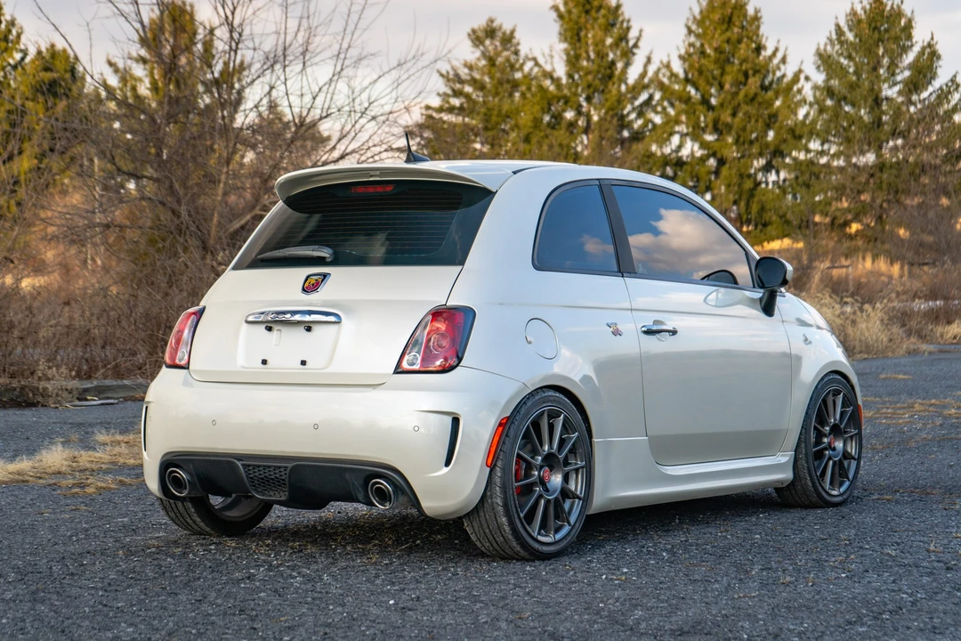 2017 Fiat Abarth 500 - Image 27 of 31