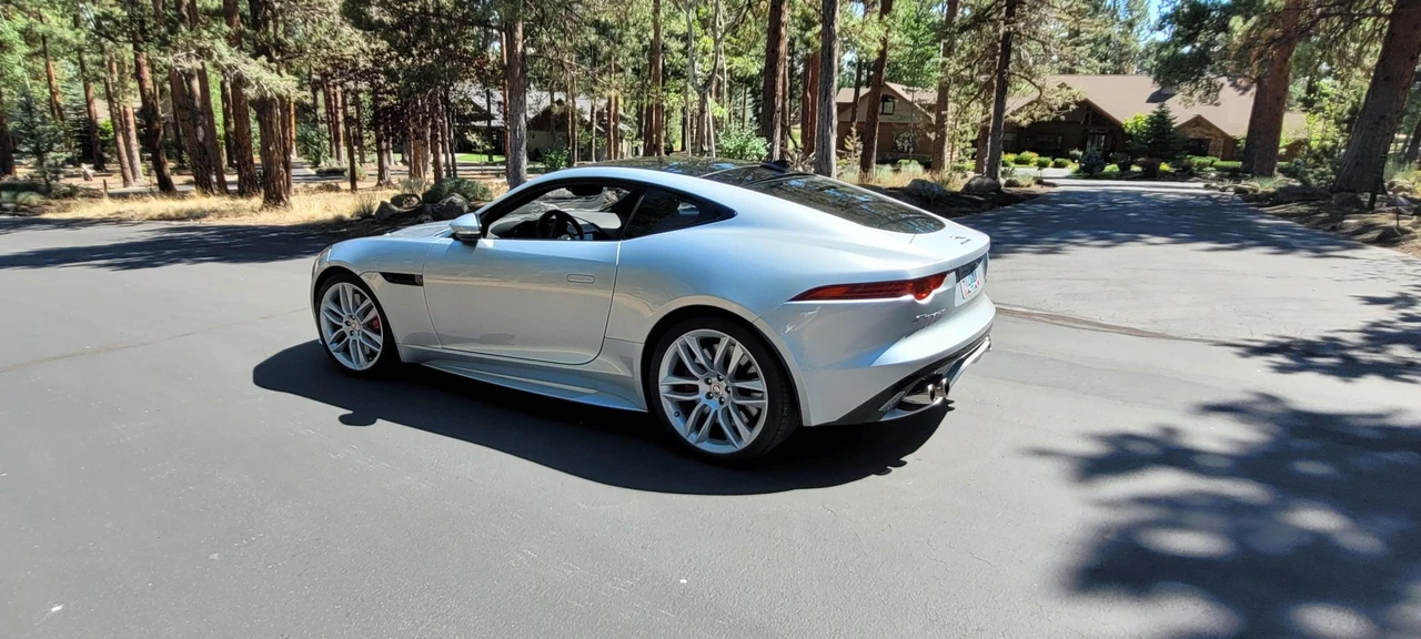2017 Jaguar F-Type R 1st Gen - Image 15 of 31