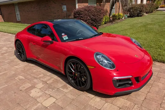 2017 Porsche 911 Carrera GTS Coupe