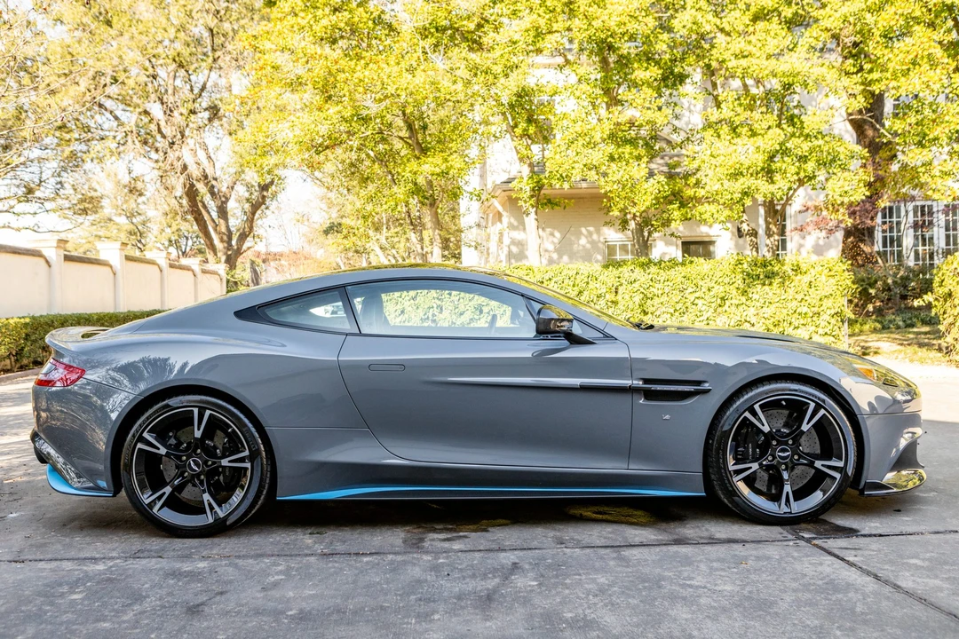 2018 Aston Martin Vanquish 2nd Gen - Image 9 of 31