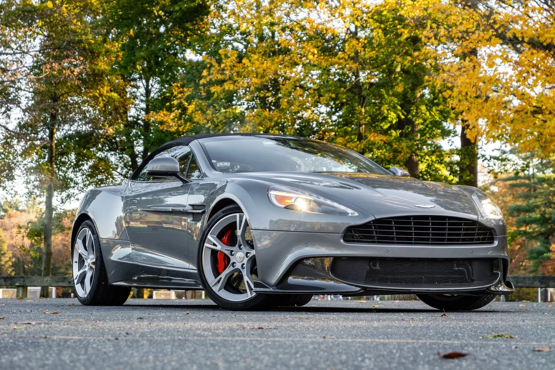 2018 Aston Martin Vanquish 2nd Gen - Image 9 of 31