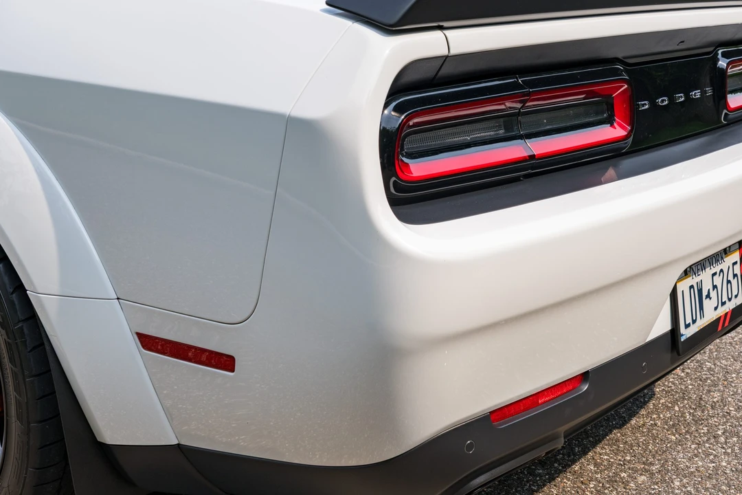 2018 Dodge Challenger SRT Hellcat 3rd Gen - Image 17 of 31