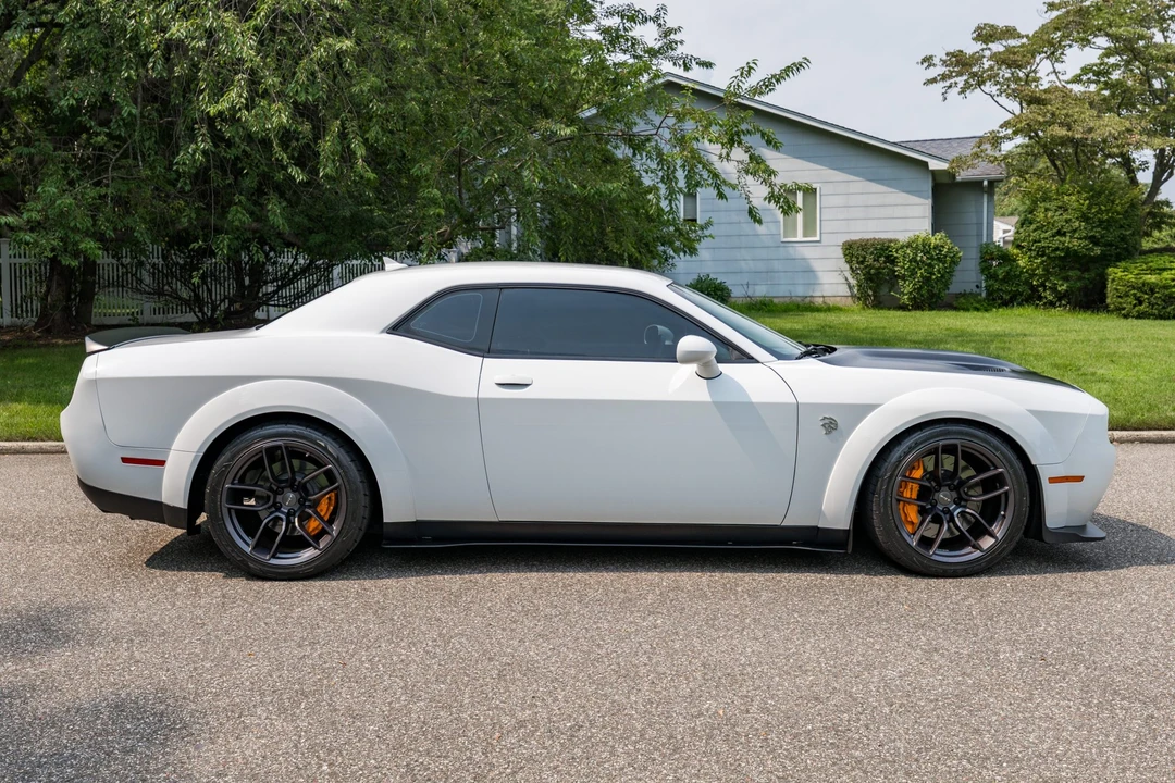 2018 Dodge Challenger SRT Hellcat 3rd Gen - Image 8 of 31