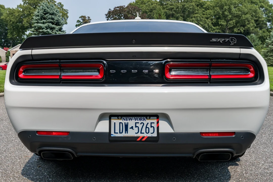 2018 Dodge Challenger SRT Hellcat 3rd Gen - Image 11 of 31