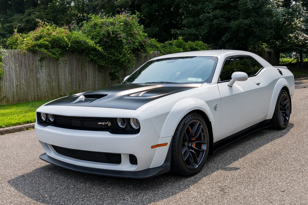 2018 Dodge Challenger SRT Hellcat 3rd Gen - Image 2 of 31