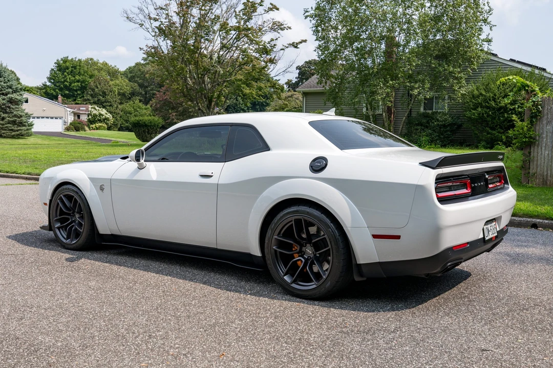2018 Dodge Challenger SRT Hellcat 3rd Gen - Image 12 of 31