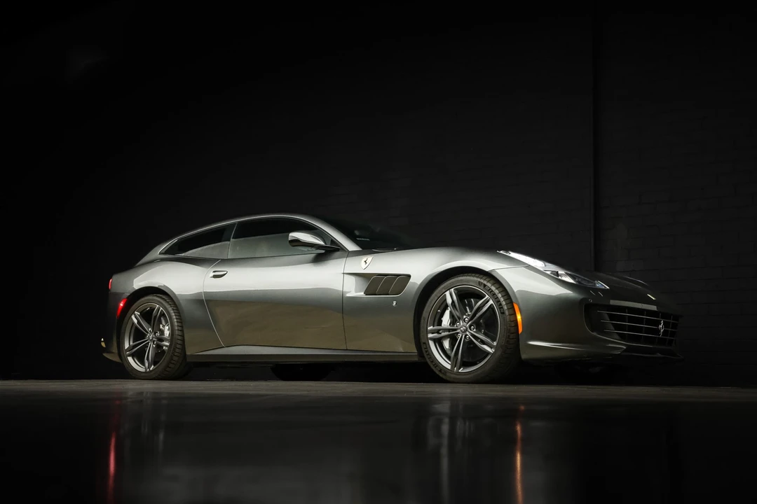 2018 Ferrari GTC4Lusso - Image 15 of 31